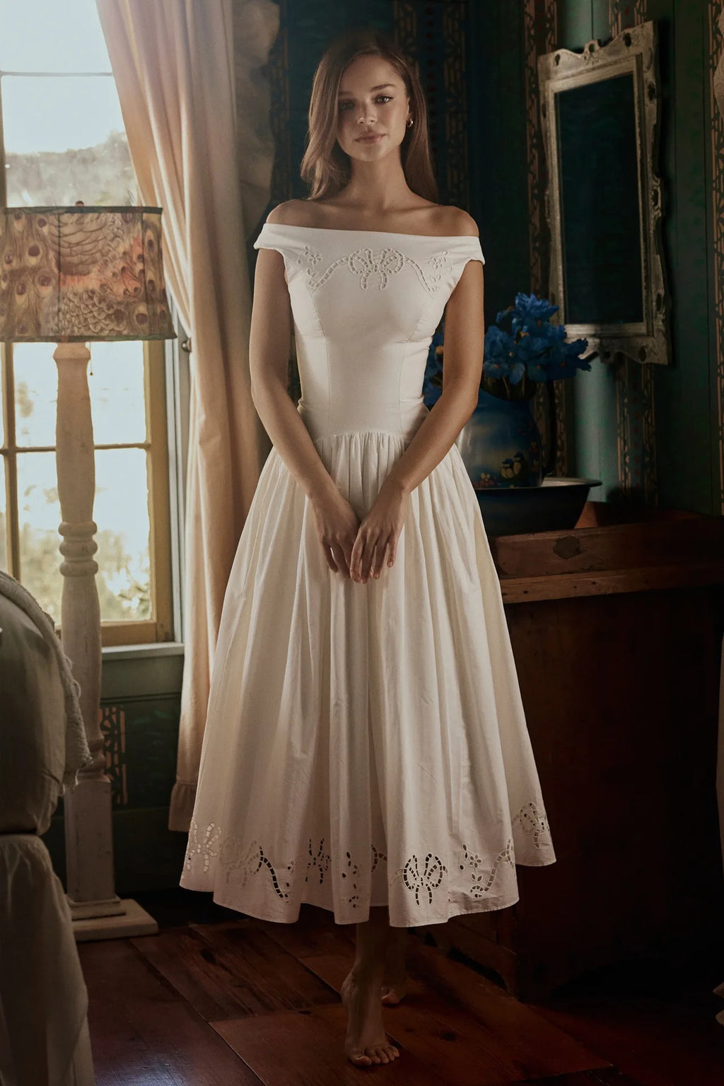 Chic Vintage White Boat Neck Dress Embroidered Cap Sleeve Cutwork Hem High Waist Flowy A-line Gown 2026 New Evening Party Outfit