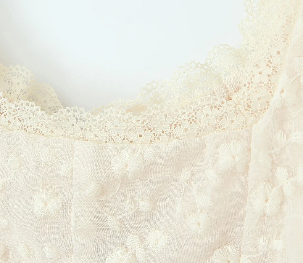 2024 Apricot Spliced Lace Bow Ruched Chest Embroidery Sexy Corset Women Summer Tank Tops Pleated Slim Through Buttons Crop Top