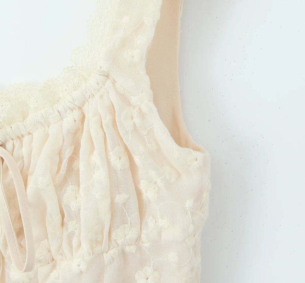 2024 Apricot Spliced Lace Bow Ruched Chest Embroidery Sexy Corset Women Summer Tank Tops Pleated Slim Through Buttons Crop Top