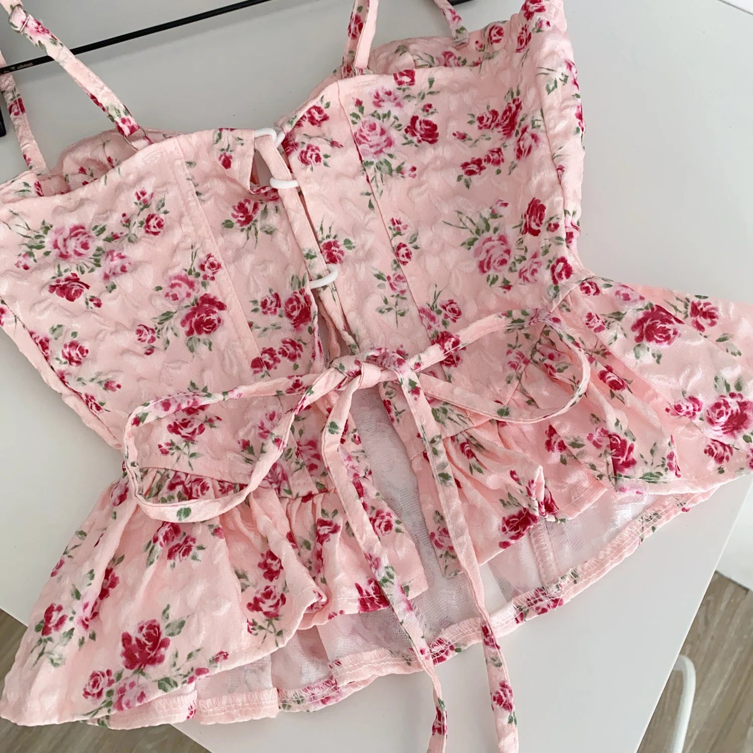 Sweet Spicy Floral Print Crop Top Women's Summer Pure Desire Versatile Bell Bottom Sleeveless Vest Belted Waist Halter Neck