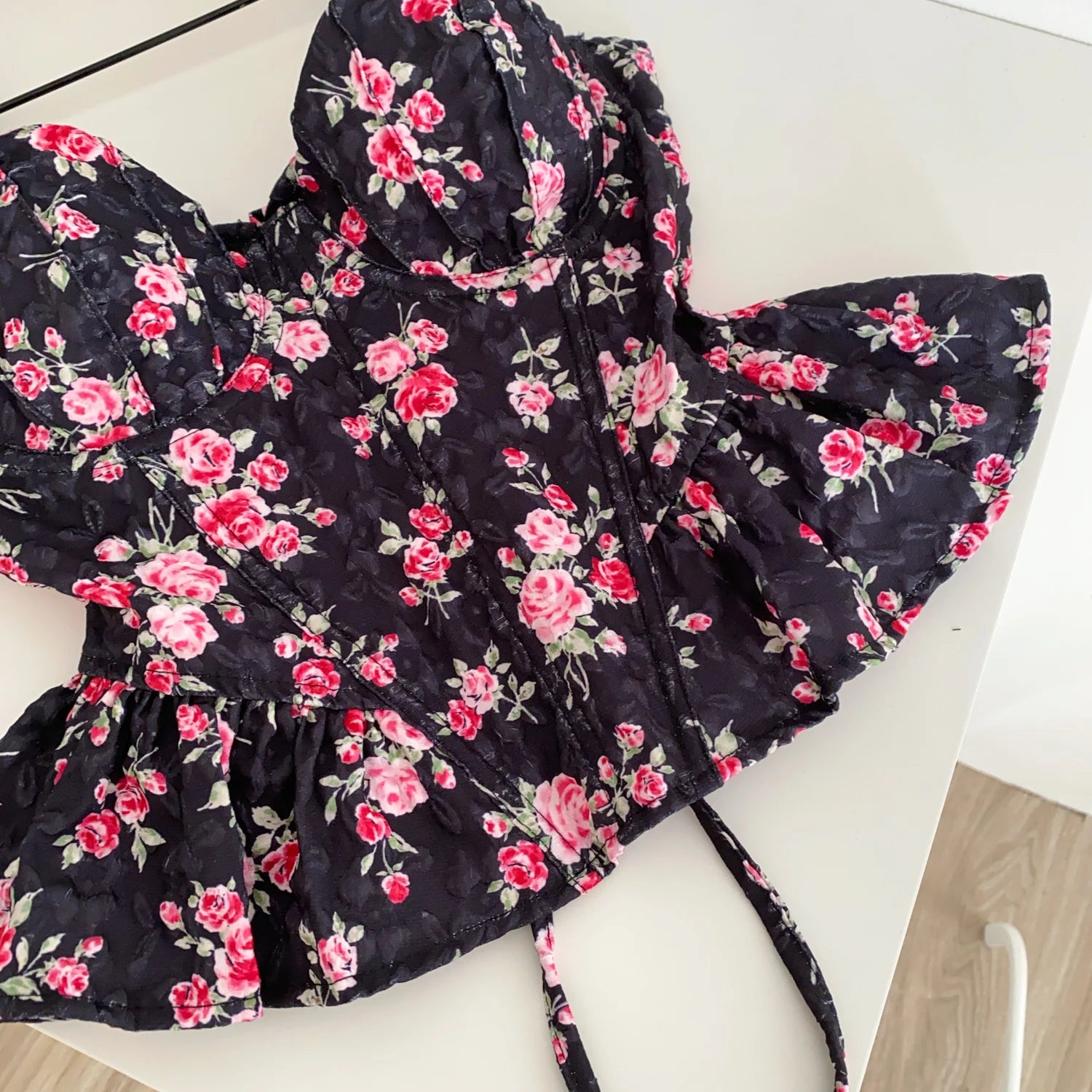 Sweet Spicy Floral Print Crop Top Women's Summer Pure Desire Versatile Bell Bottom Sleeveless Vest Belted Waist Halter Neck