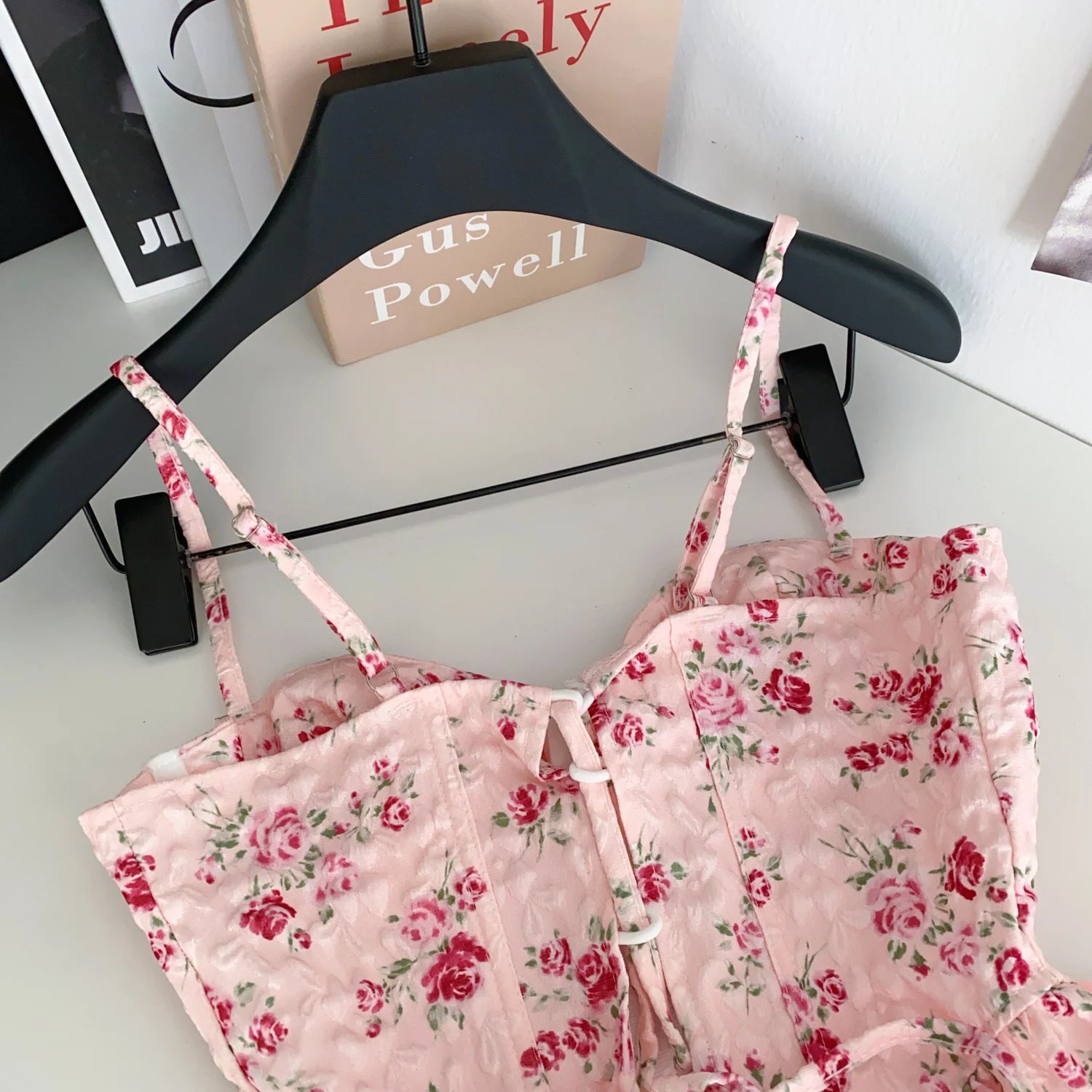 Sweet Spicy Floral Print Crop Top Women's Summer Pure Desire Versatile Bell Bottom Sleeveless Vest Belted Waist Halter Neck